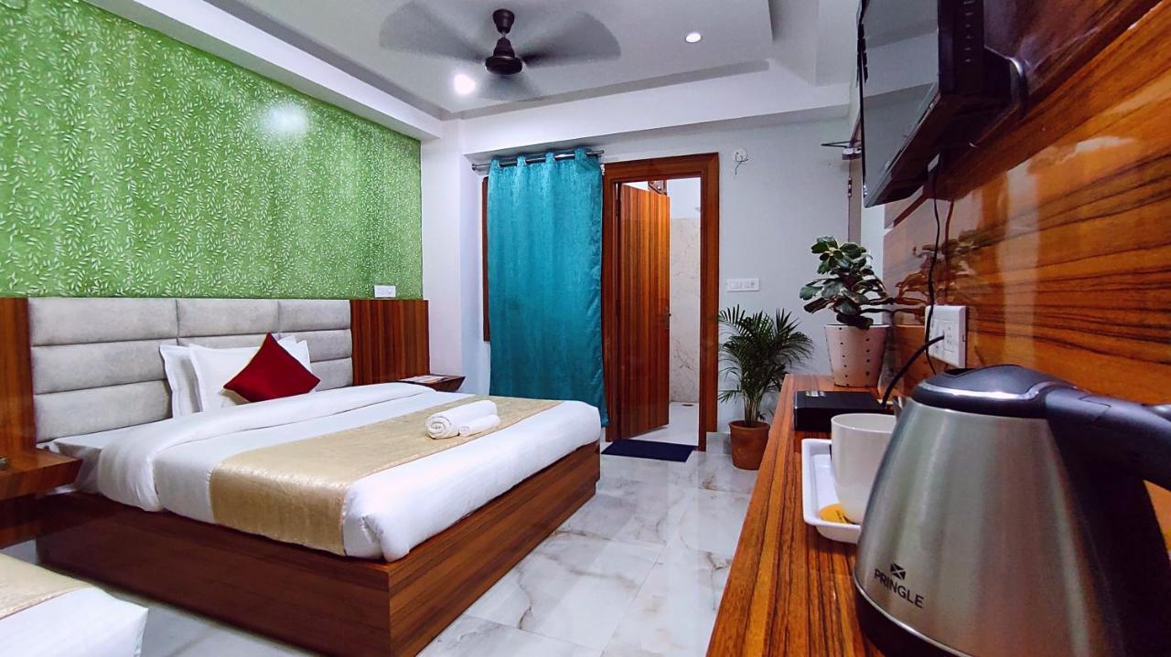 Spring Sky Haridwar By Shrigo Hotels Exteriör bild